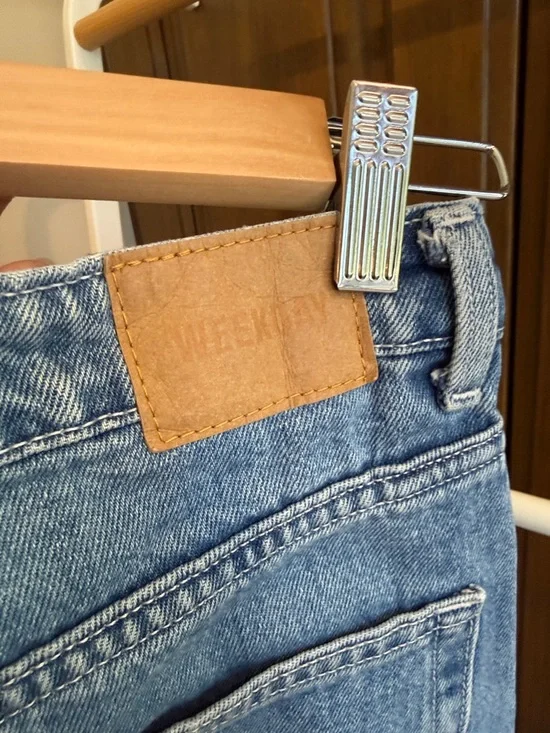 ASOS Weekday Classic High-Rise Straight Leg Blue Jeans - Picture 3 of 10